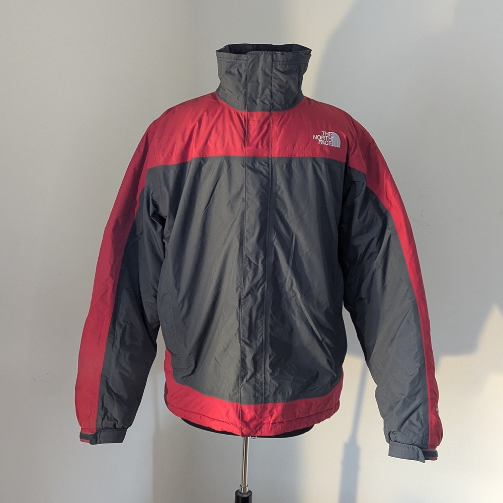 The North Face HyVent Men's Size Medium Red and Gray Winter Insulated Jacket EUC